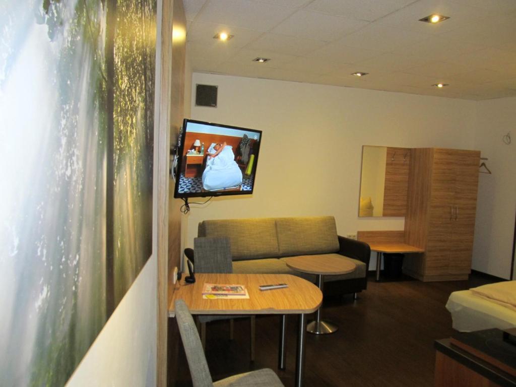 Zum Treppche Hotel Garni 글라덴바흐 객실 사진
