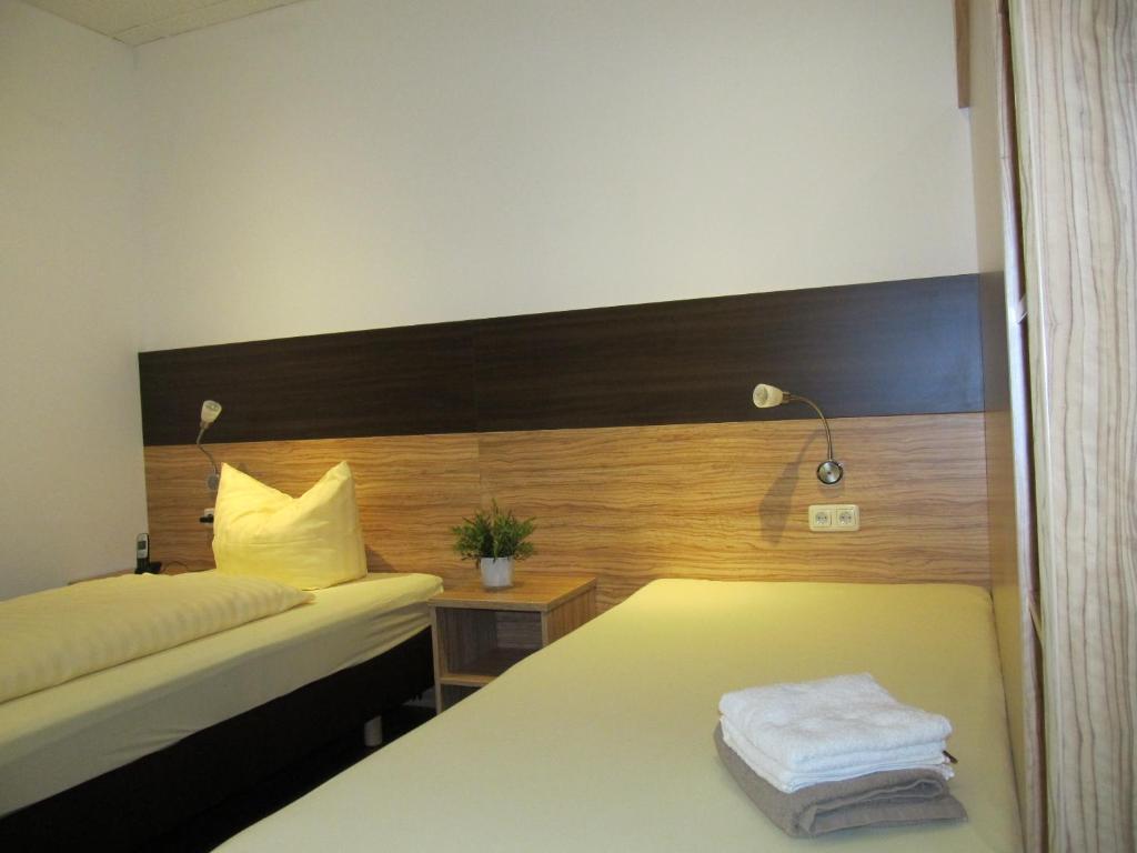 Zum Treppche Hotel Garni 글라덴바흐 객실 사진